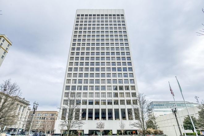 WA, Tacoma – Downtown Pacific Avenue