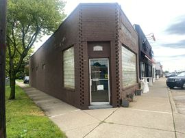 33788 Woodward Ave