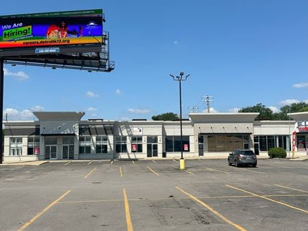 Retail space for Rent at 1539-1635 E 8 Mile Road in Hazel Park