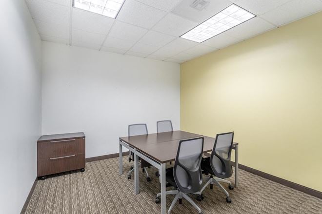 CA, Ladera Ranch - Ladera Corporate Terrace