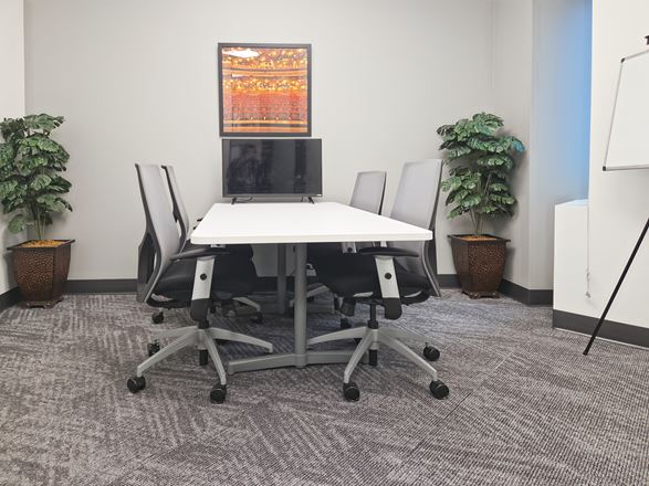 CA, Pleasanton - Bernal Corporate Park