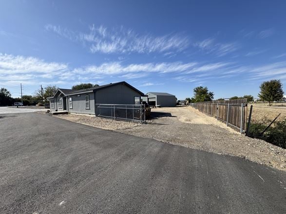 3600 W Ustick Rd