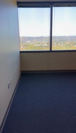 4257 SF Suite 650 Professional Office/ Medical Space Available in Pittsburgh, PA 15220