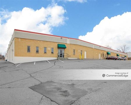 Commercial space for Rent at 501 County Road E in Shoreview