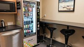 Intelligent Office (Vaughan/Toronto) - 400 Applewood Crescent