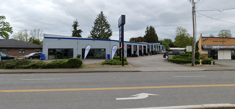 Retail space for Sale at 4715 Auburn Way N in Auburn