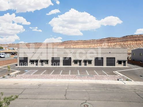 Climate Controlled Small Office-Warehouse