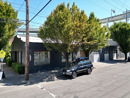 Retail space for Sale at 1632 NW Thurman St in Portland