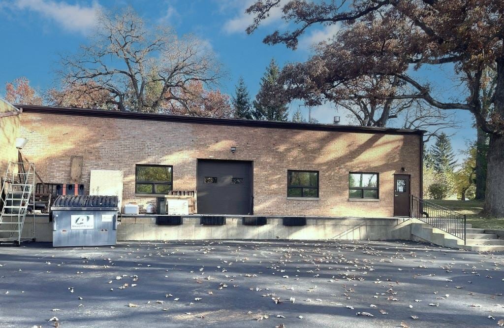 39W433 Highland Avenue Unit 1