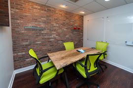 HeadRoom - Media North Olive Street