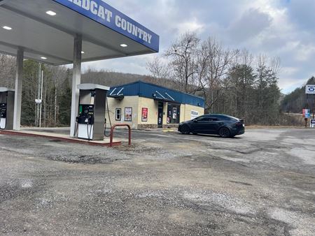 Photo of commercial space at 8249 US Highway 119 in Calvin