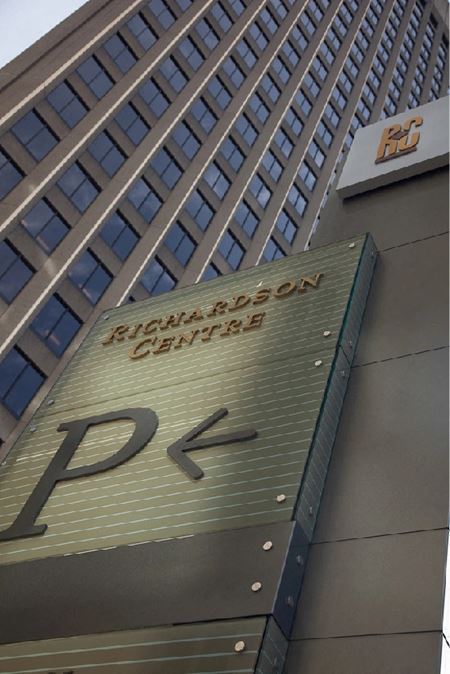 2110     Space Photo Gallery 8