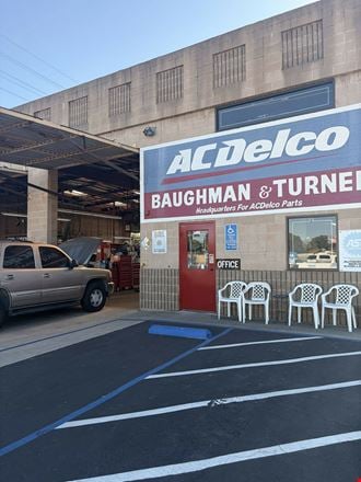 Huge 12 Bay Automotive Repair Shop for lease and business sale