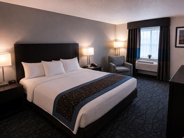 AUCTION: Baymont by Wyndham | 52 Rooms | Toledo Airport | Swanton OH