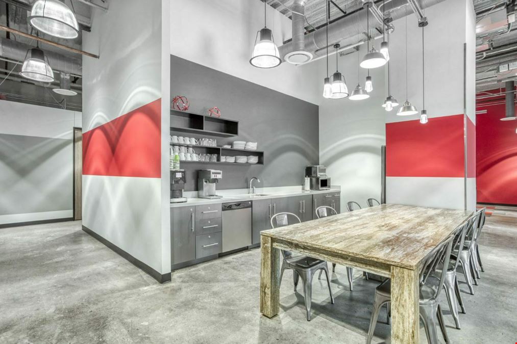 1200 N Ashland