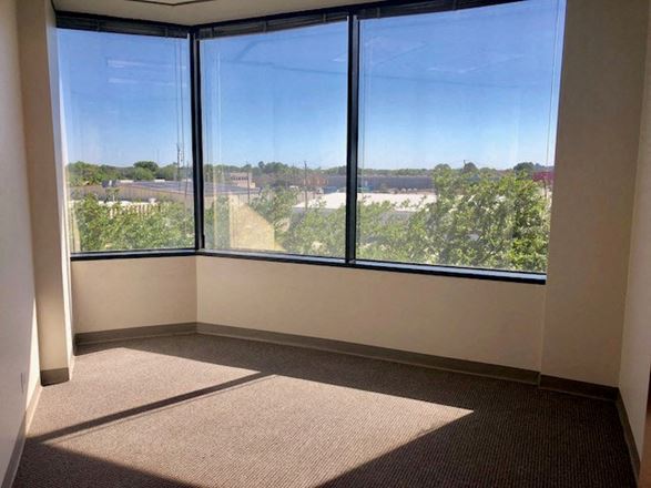 Workstyle Flexible Spaces - 6671 Southwest Freeway