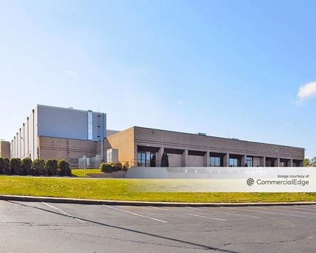 Industrial space for Rent at 1630 North Ocean Avenue in Holtsville