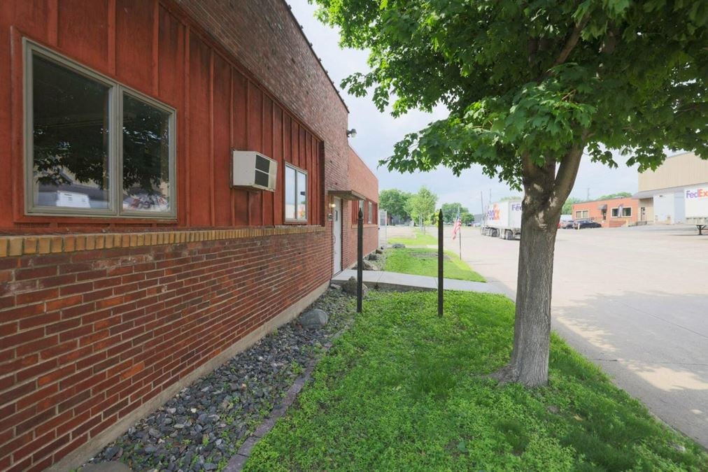 Office-Warehouse-Flex Space For Lease (Outdoor Storage)