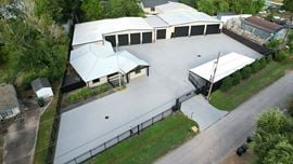 2313 Bauer Dr