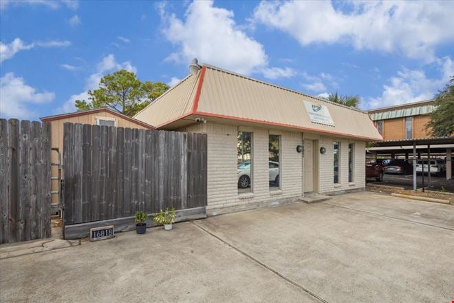 16818 Titan Drive, Houston, TX 77058
