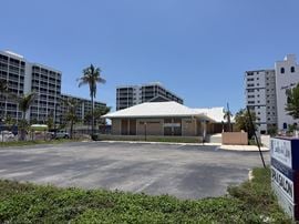 Newton Plaza