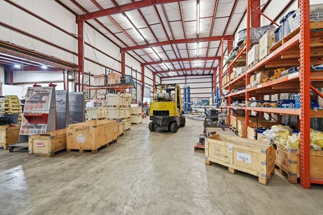 Investment Opportunity - Fully Leased 13,436 SF Warehouse Facility 6.50% Cap