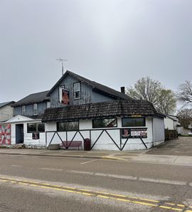 1219 Main St