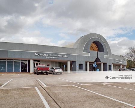 Commercial space for Rent at 14815 Southwest Fwy in Sugar Land