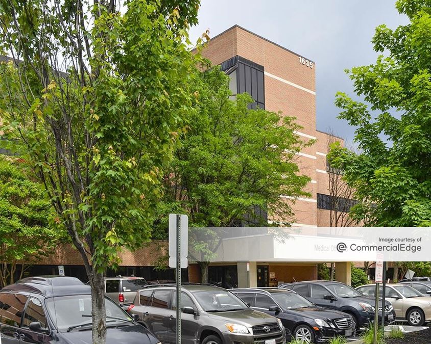 Virginia Hospital Center Medical Offices B Property & Listing Details