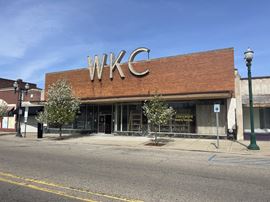 108 N Saginaw St
