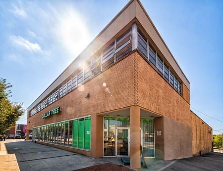 Retail space for Rent at 906-908 Ralph David Abernathy Blvd in Atlanta
