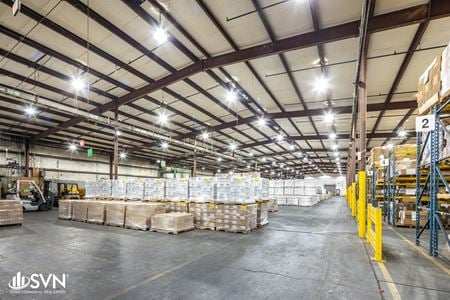 Industrial space for Rent at 1750 17th St in Paris