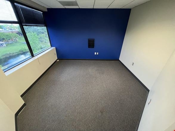 3289 SF 812-Suite 301 Professional Office Space