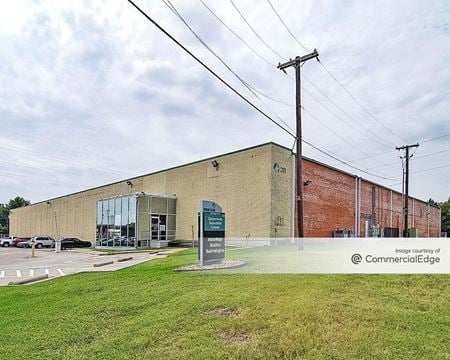 Industrial space for Rent at 201 Regal Row in Dallas
