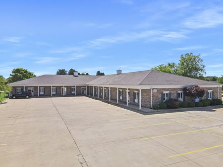 Office space for Sale at 205 N Williamsburg Dr in Bloomington