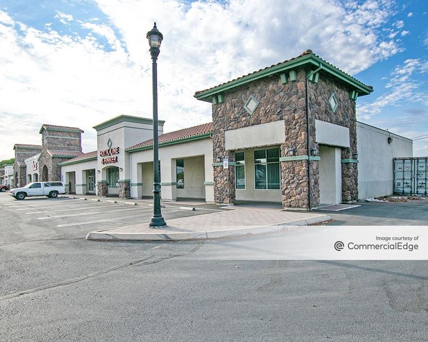 Oakley Plaza 3100 Main Street 3100 Main Street Retail Building