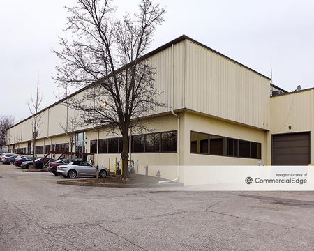 Industrial space for Rent at 195 Raritan Center Pkwy in Edison