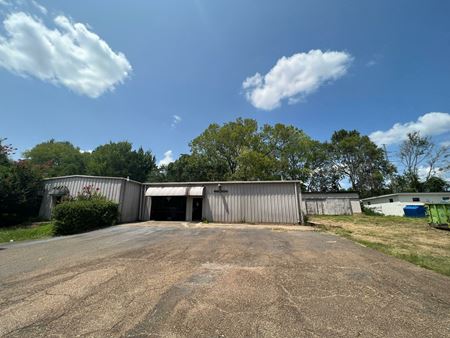 Commercial space for Rent at 242 Stephens Street in Ridgeland