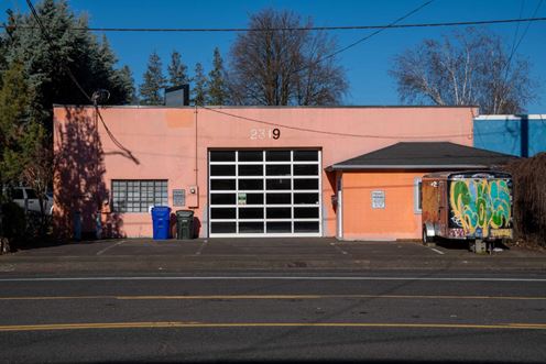 2319 NE Glisan Street, Portland, OR 97232