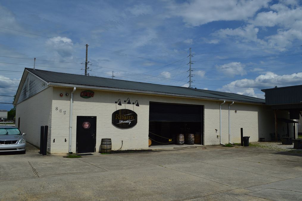 INDUSTRIAL BUILDING FOR SALE OR LEASE