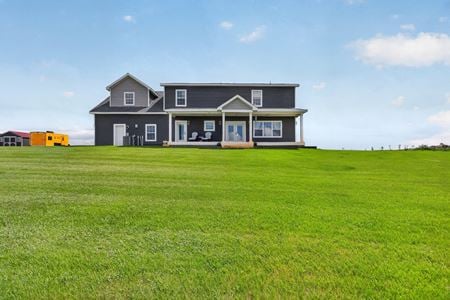 Office space for Sale at 2701 Sage Ct in Watford City