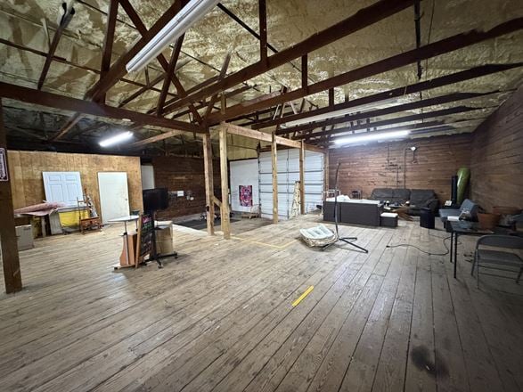 4,400 Sq Ft Warehouse + Office Space- Seneca
