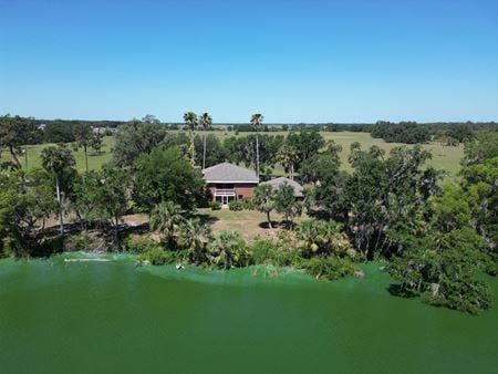 Photo of commercial space at 504 Tipton Road in Plant City