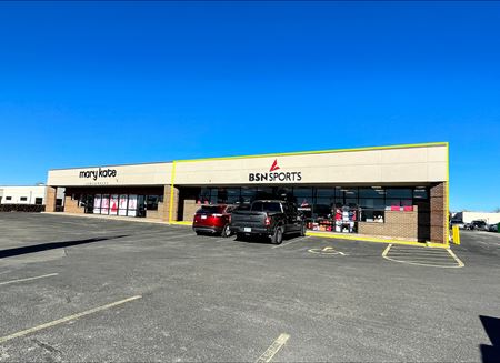 Retail space for Rent at 8110 W Central Ave in Wichita