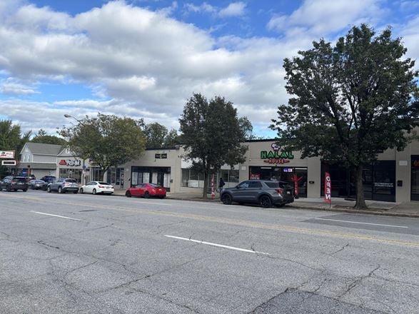 Overlea Shopping Center - 6639-6663 Belair Road, Baltimore, MD 21206