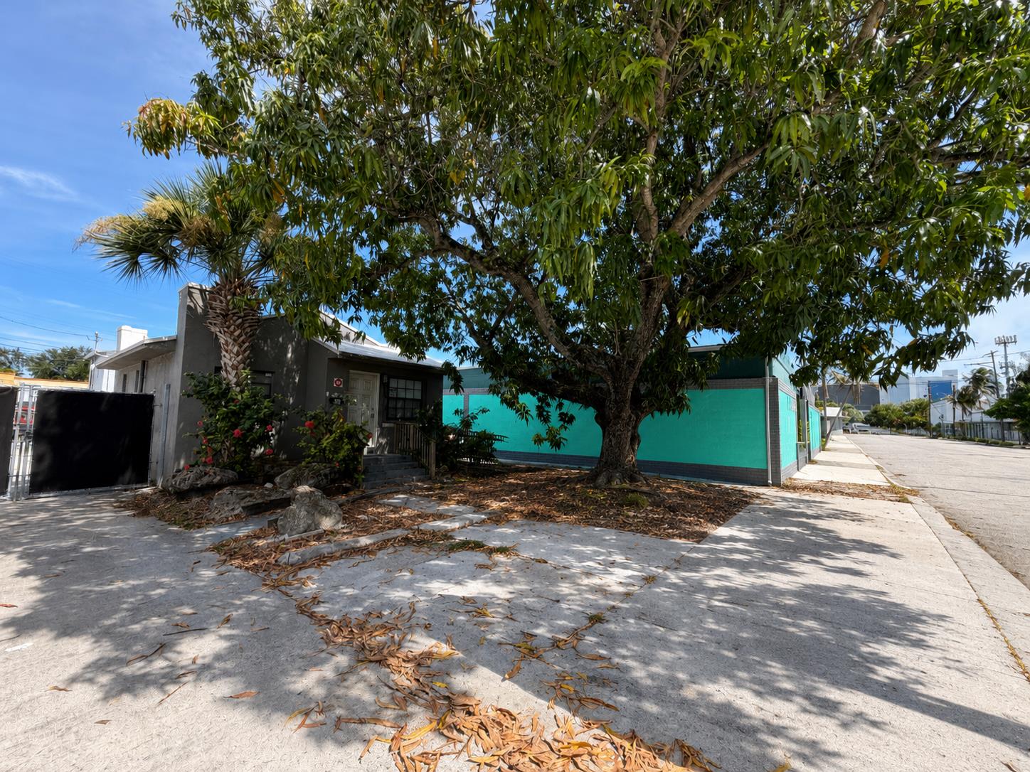 1224 SW 1St Ave, Fort Lauderdale, FL 33315
