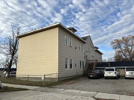 Laurel Multifamily Property