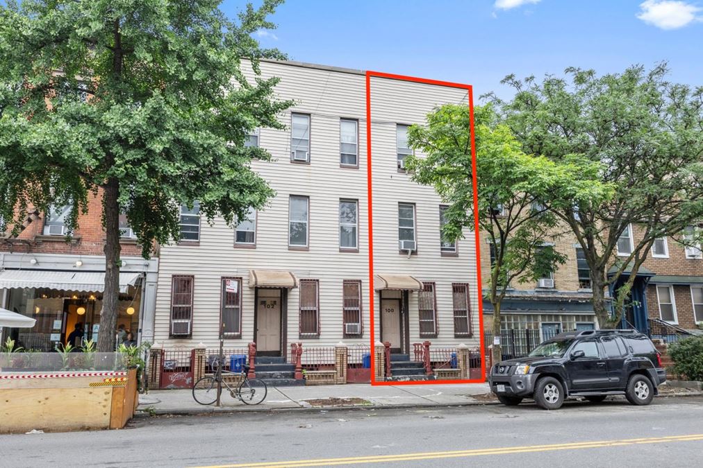 100 Roebling St