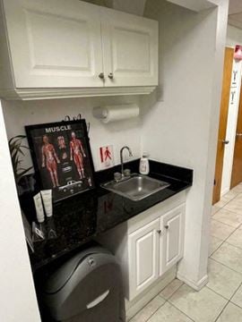 BELLWOOD FITNESS SUB-LEASE