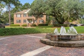 Northeast Office Building For Sale or Lease